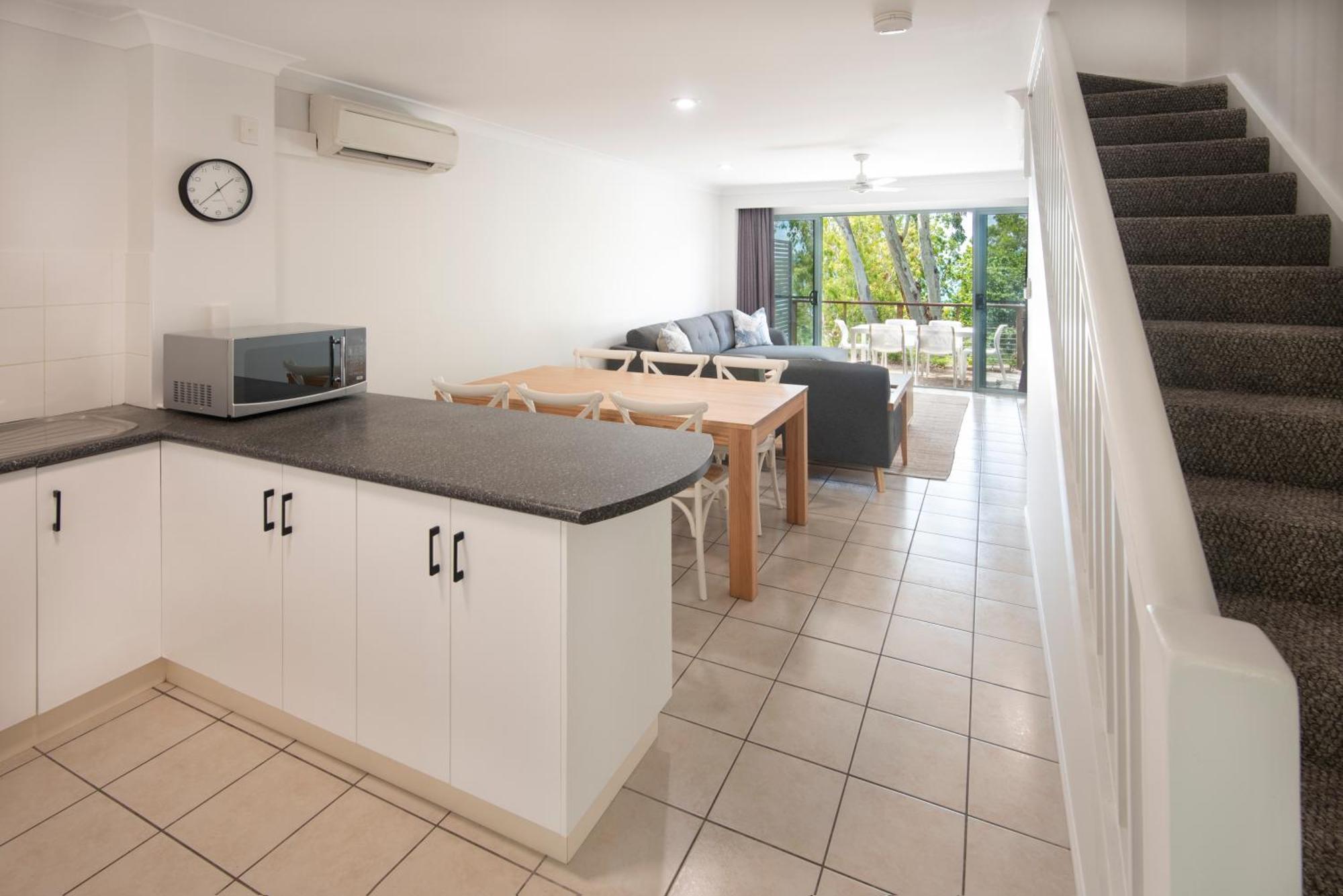 Sunset Waters Apartments Hamilton Island Luaran gambar