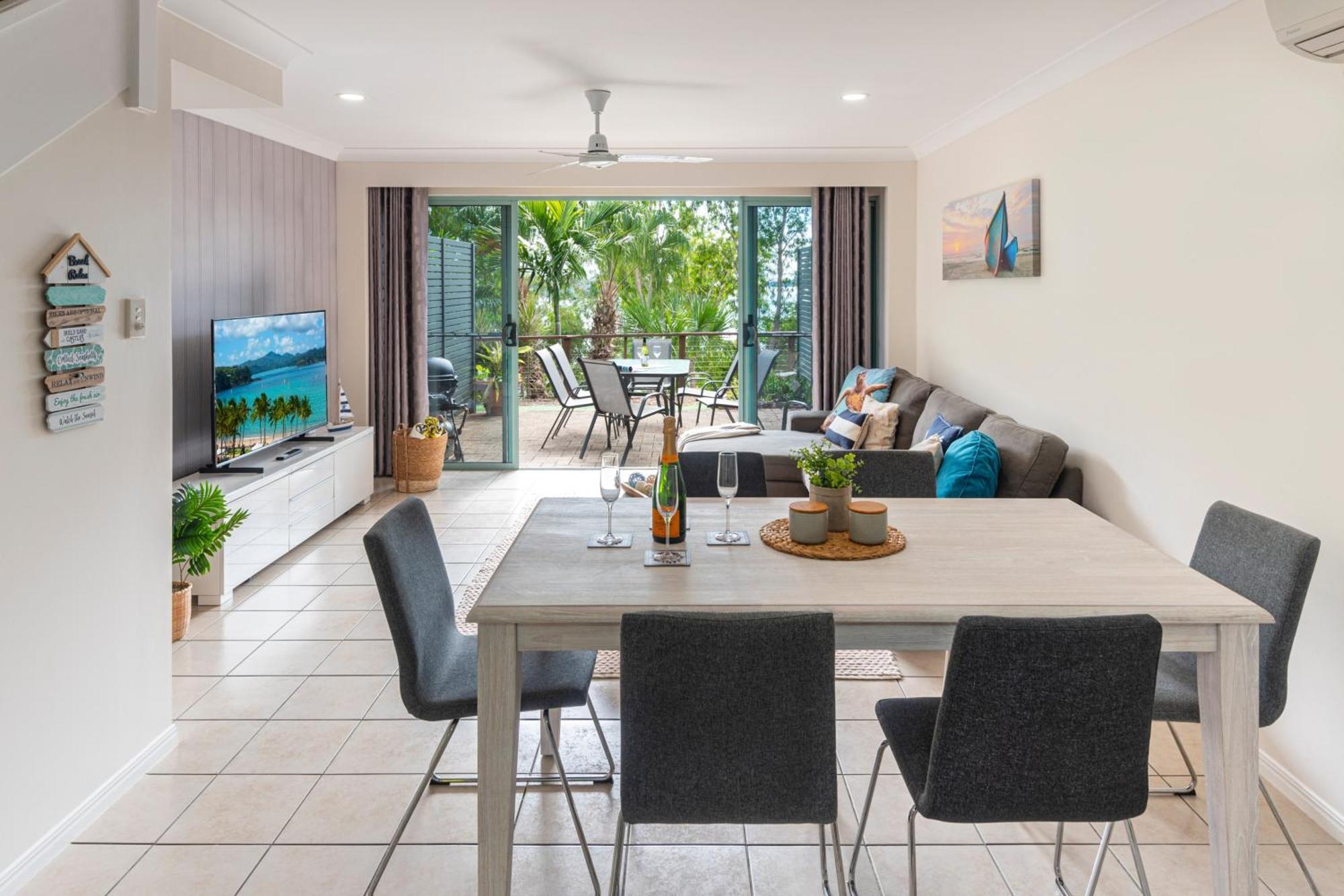 Sunset Waters Apartments Hamilton Island Luaran gambar